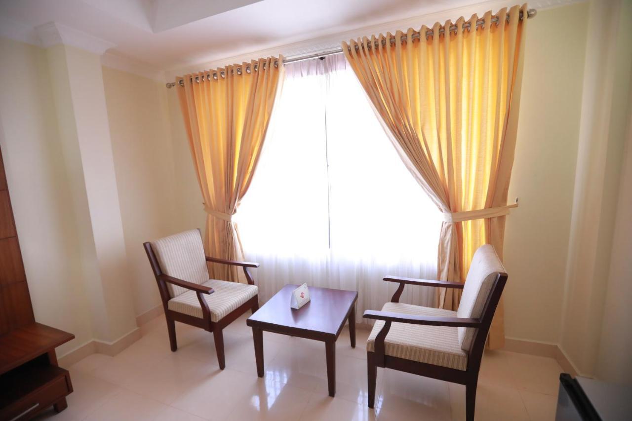 Hotel peninsula Thrissur Buitenkant foto